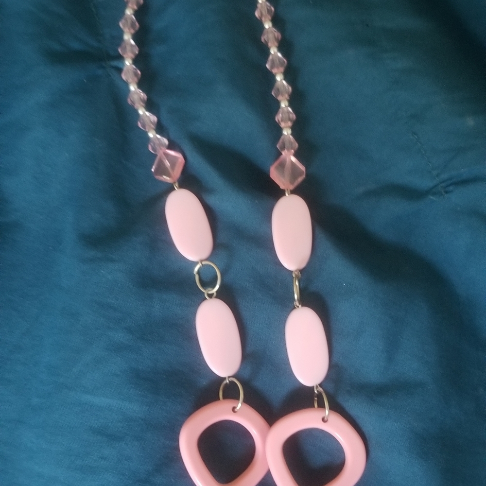 Necklace - Picture 2 of 3